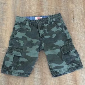Levi’s cargo shorts boy 5 regular